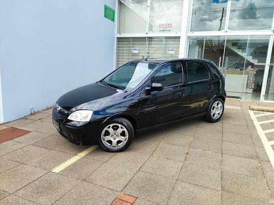 CHEVROLET CORSA 1.4 MPFI PREMIUM 8V FLEX 4P MANUAL CHEVROLET CORSA 1.4 MPFI PREMIUM 8V FLEX 4P MANUAL